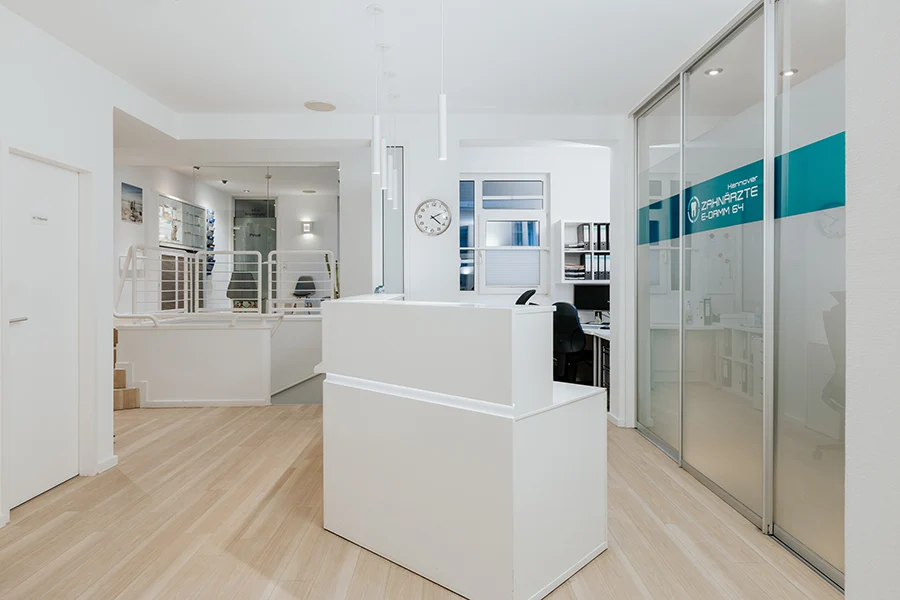 Impressionen - E Damm, Empfang